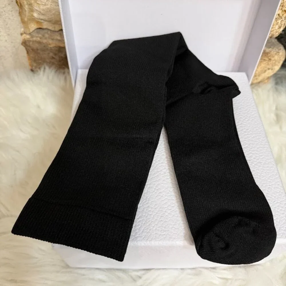 Black Knitted Support Unisex Compression Socks Calf Length 1 Pair